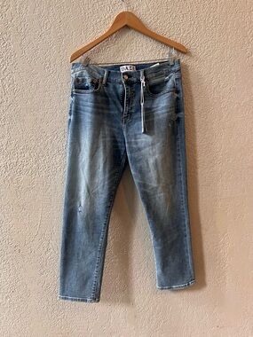 Daze Denim The OG Mid Rise Slim Jeans Sz 30 Light Wash